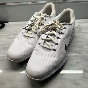 Men’s Nike golf shoes